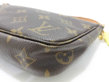 LOUIS VUITTON VI 1000 Monogram M40712 Pochette Accessoires Pouch