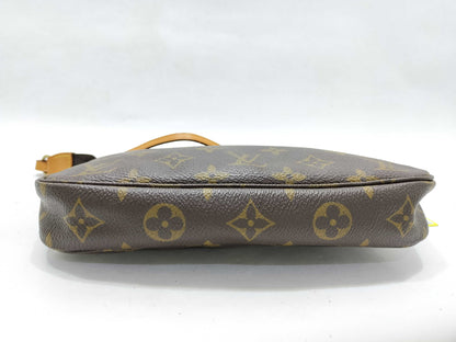 LOUIS VUITTON VI 1000 Monogram M40712 Pochette Accessoires Pouch
