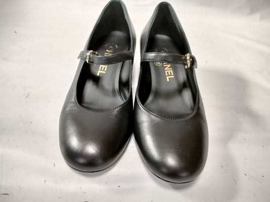 CHANEL Flat Shoes Patent Leather Pumps