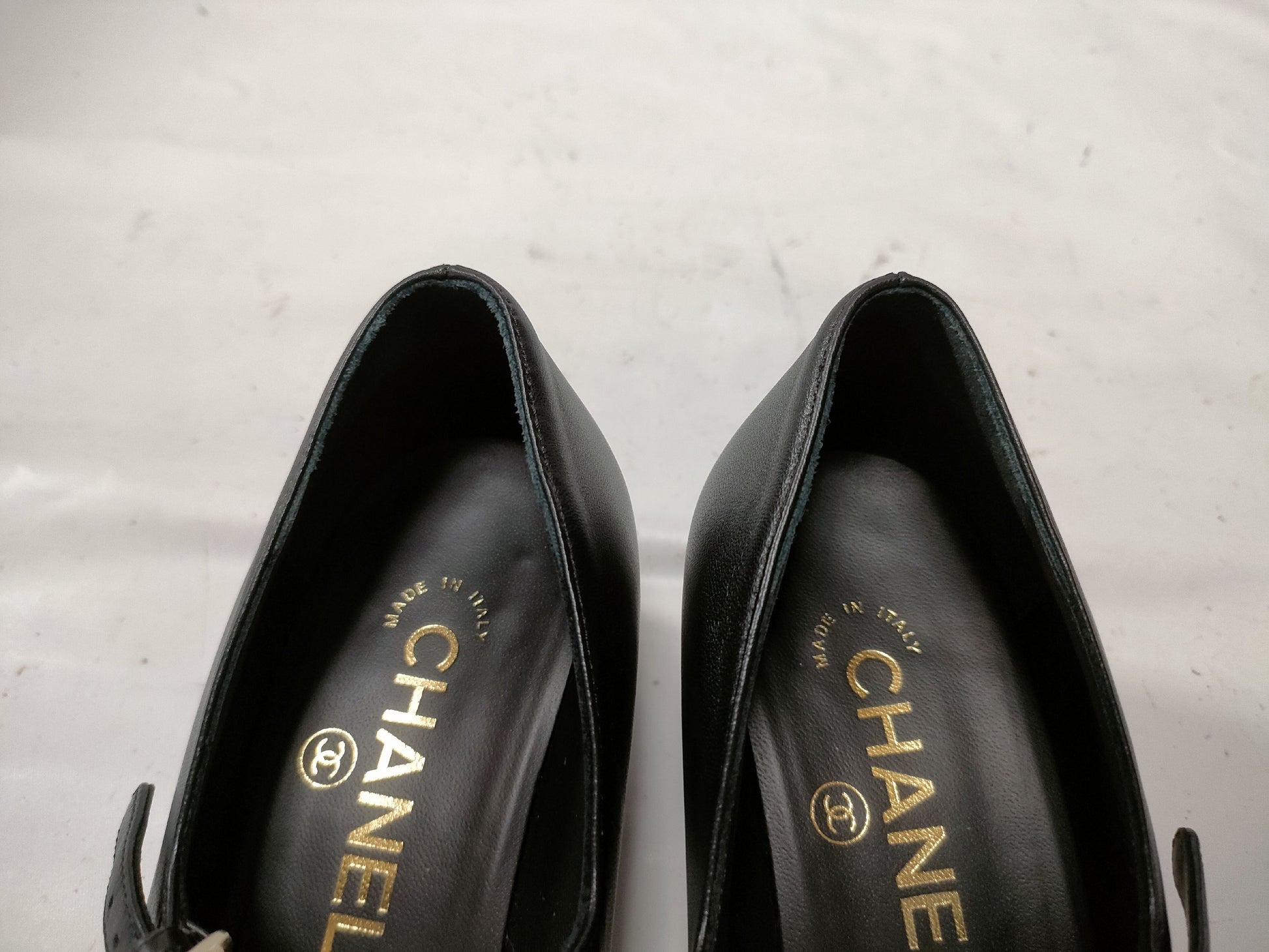 CHANEL Flat Shoes Patent Leather Pumps
