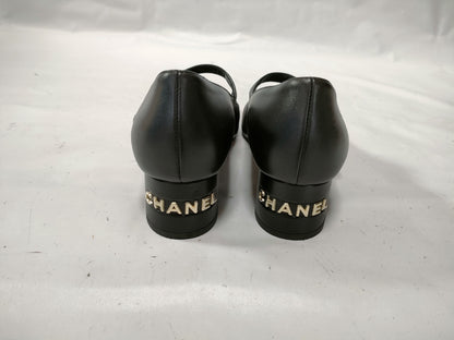 CHANEL Flat Shoes Patent Leather Pumps