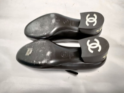 CHANEL Flat Shoes Patent Leather Pumps