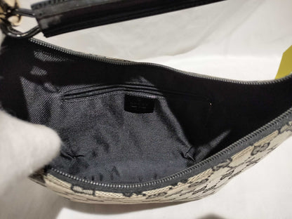 GUCCI GG Canvas One-Shoulder Bag 001・4158・3444 Gray/Black Shoulder Bag