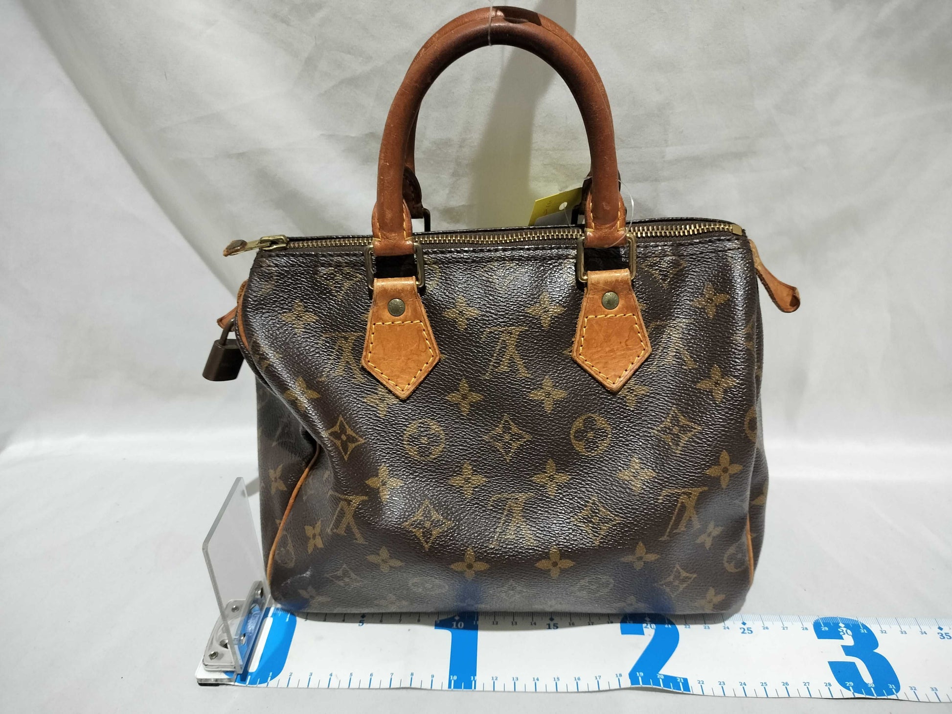 LOUIS VUITTON RFID Unverifiable, Serial Unverifiable Monogram Speedy 25 Handbag