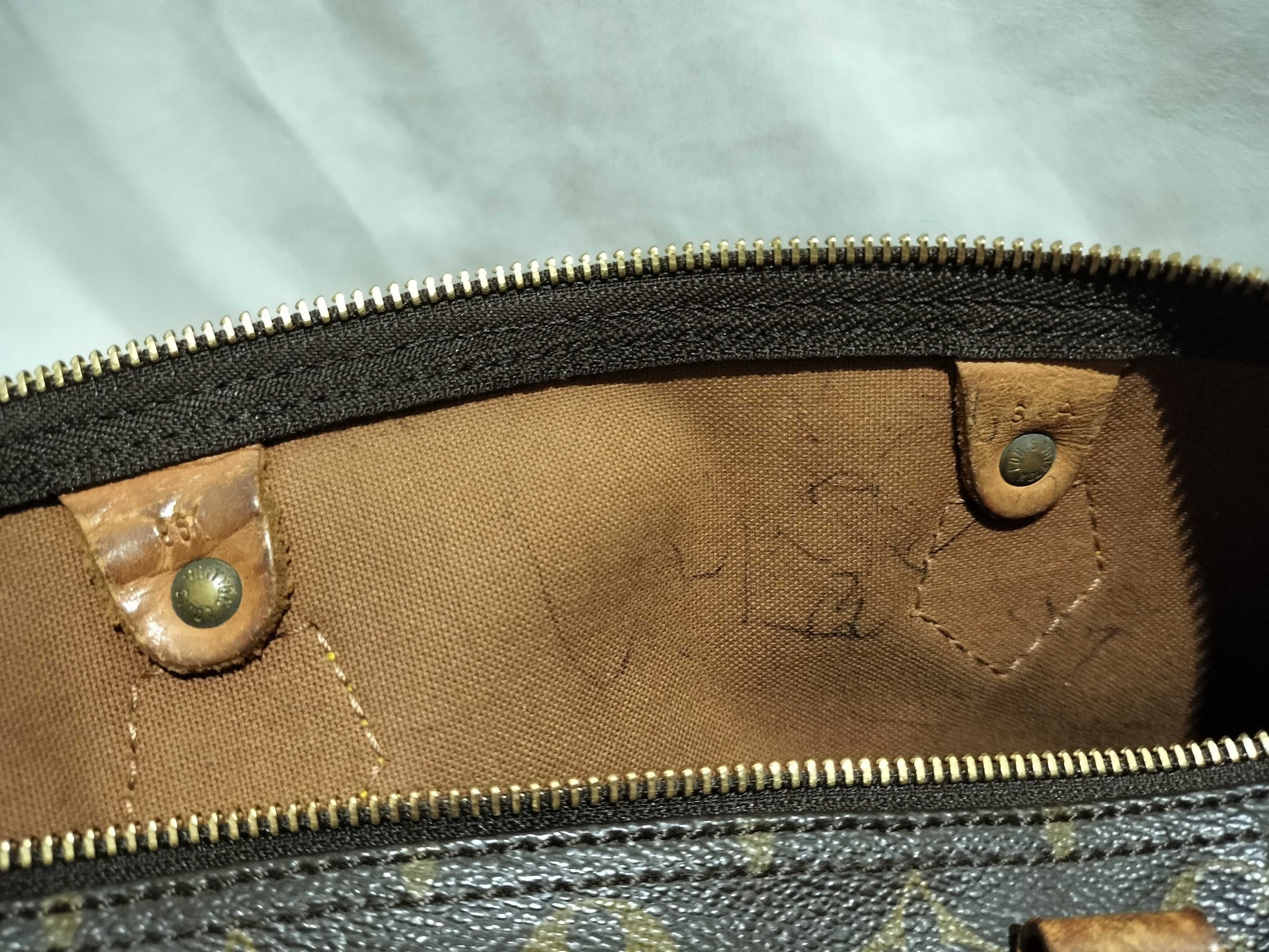 LOUIS VUITTON RFID Unverifiable 861SA Monogram Speedy 30 Handbag