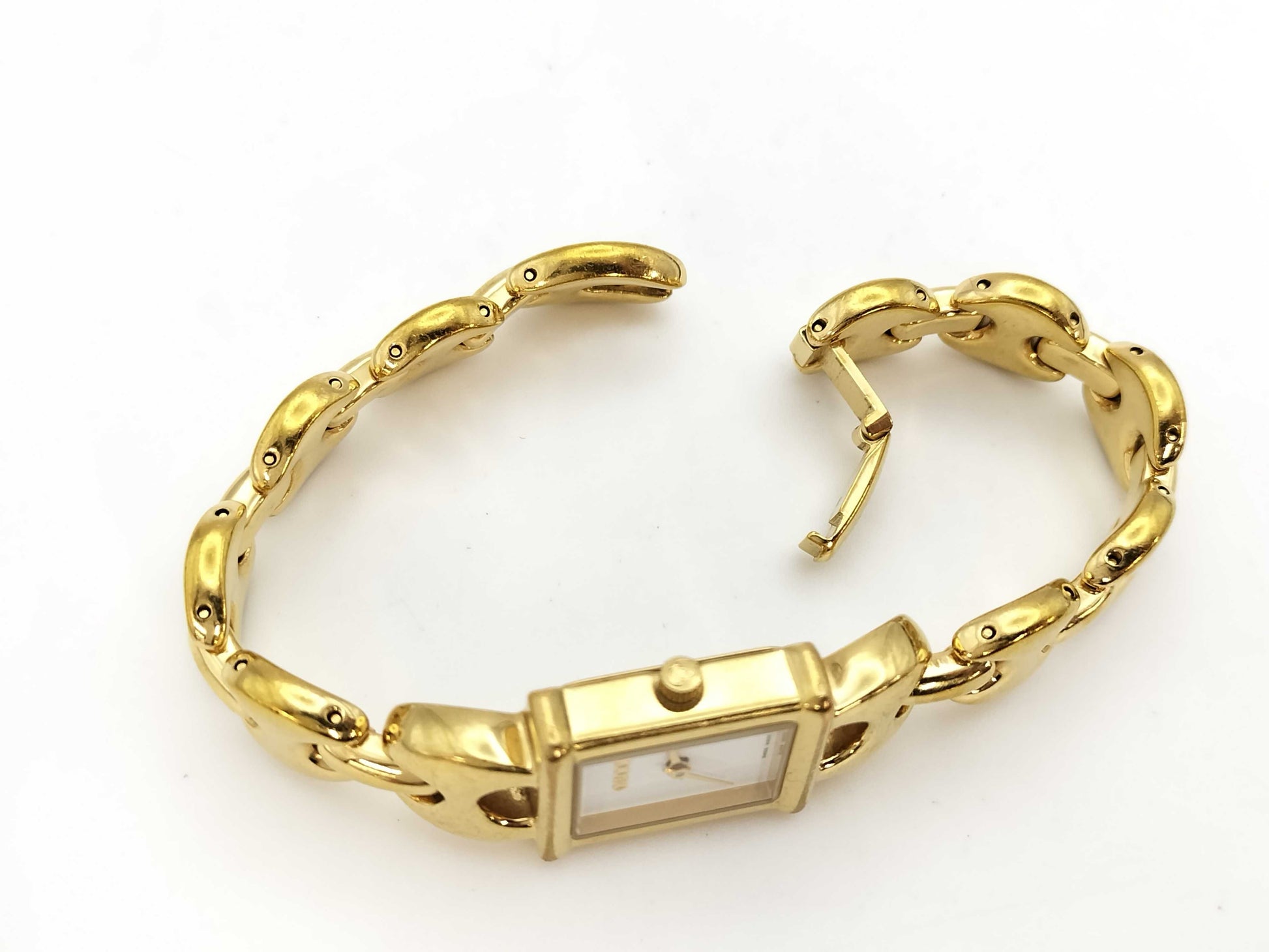 GUCCI 1800L Women's Watch
