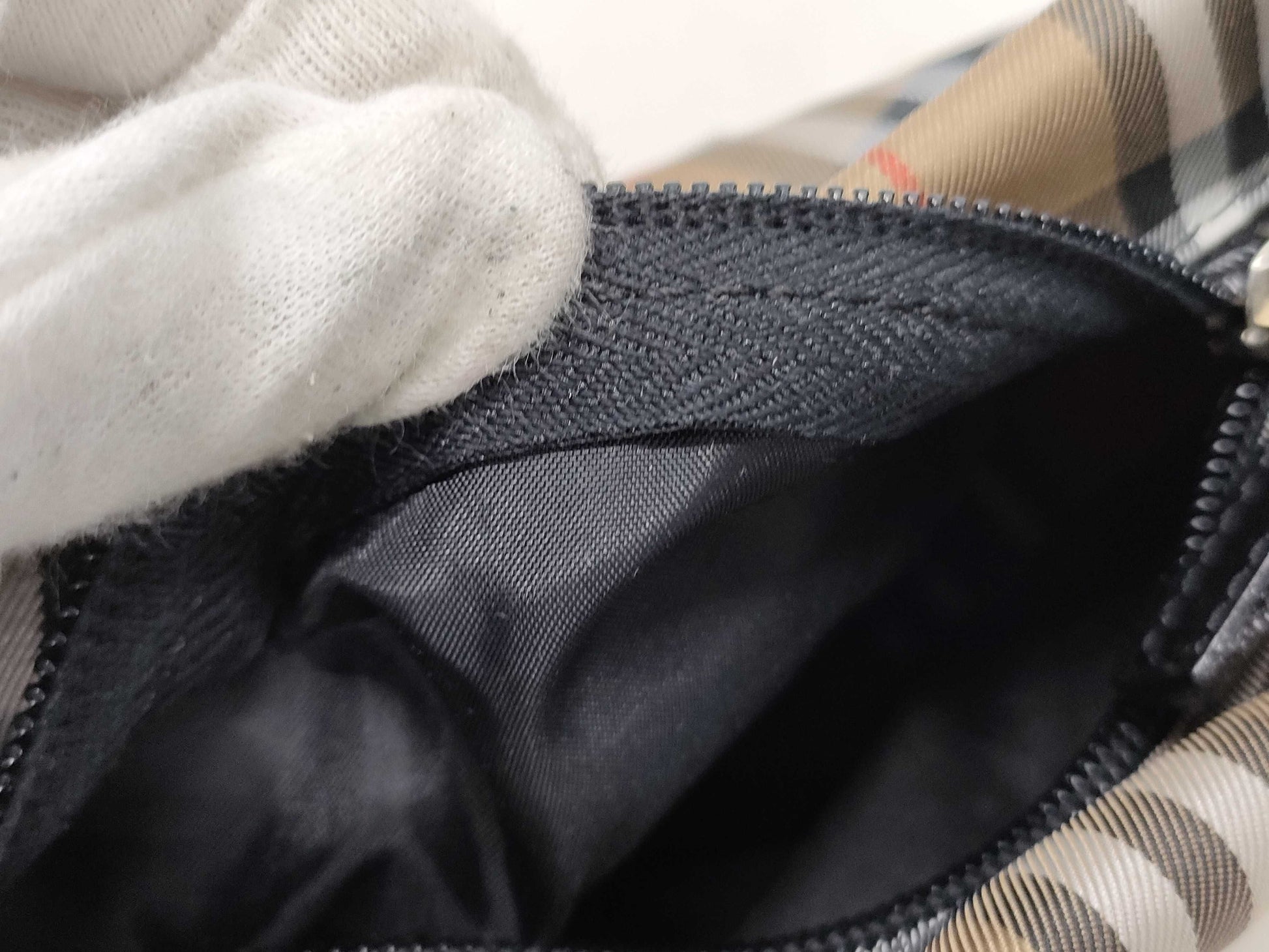 BURBERRY Pouch Pouch