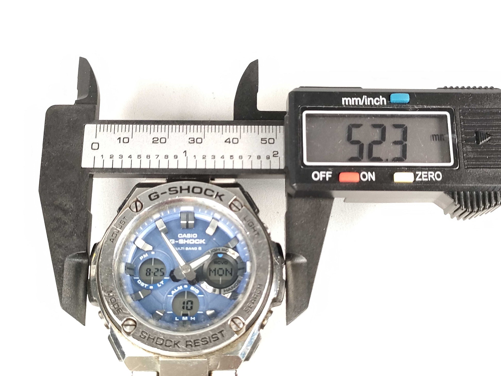 CASIO GST-W1100 Men's Watch