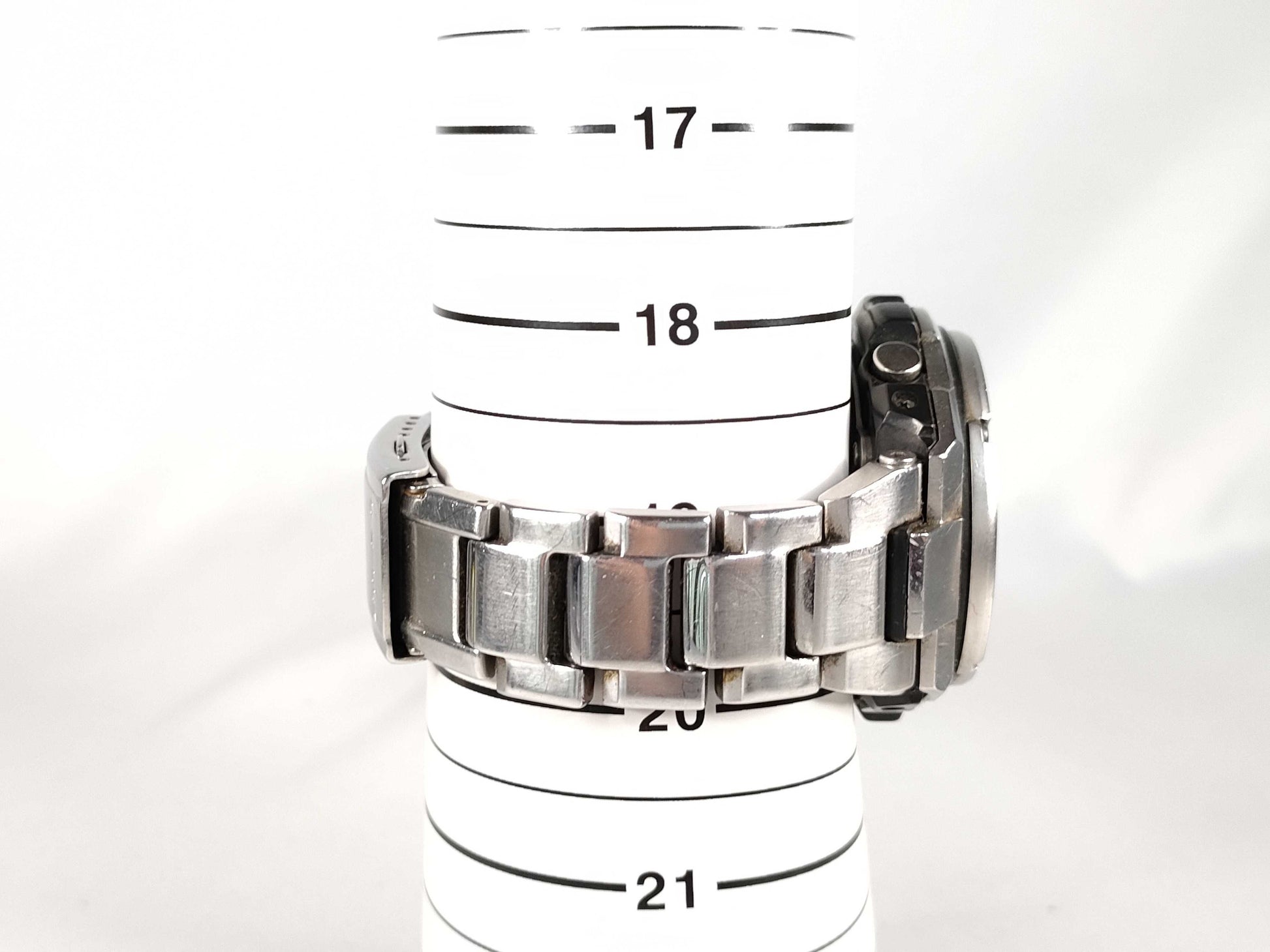 CASIO GST-W1100 Men's Watch