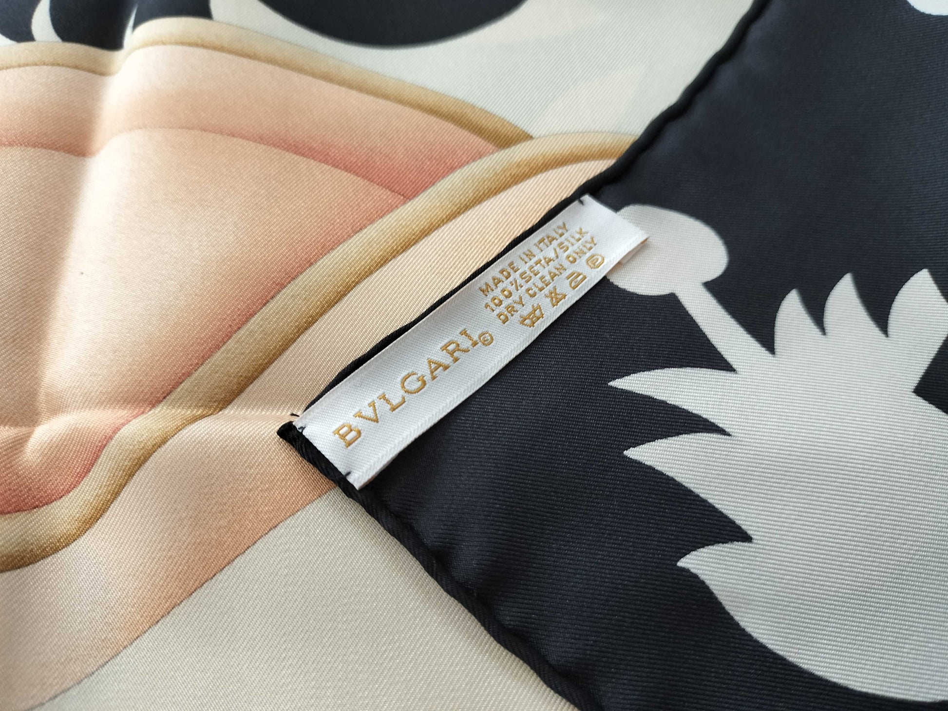 BVLGARI scarf