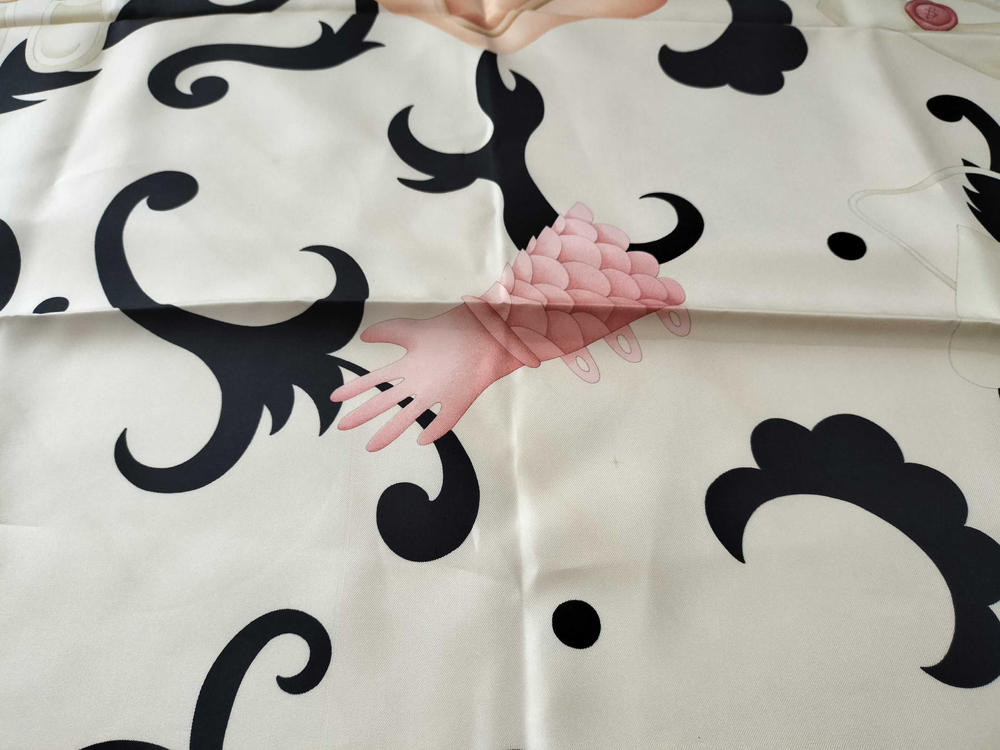 BVLGARI scarf