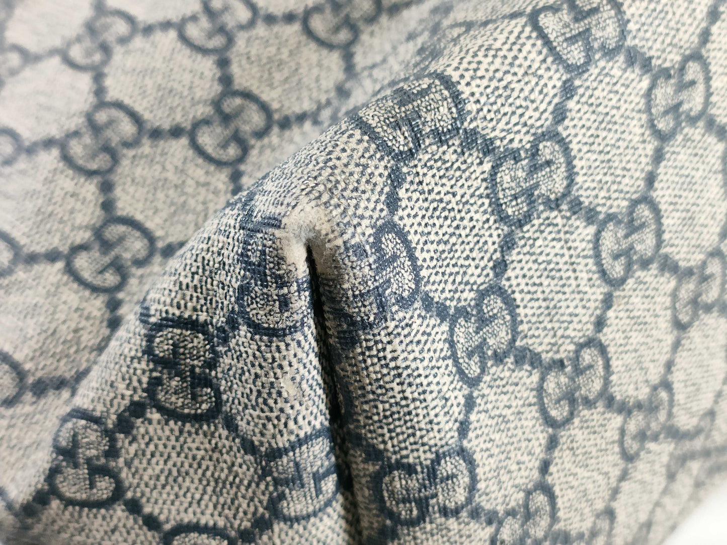 GUCCI GG Supreme Tote Bag 211137 Tote Bag