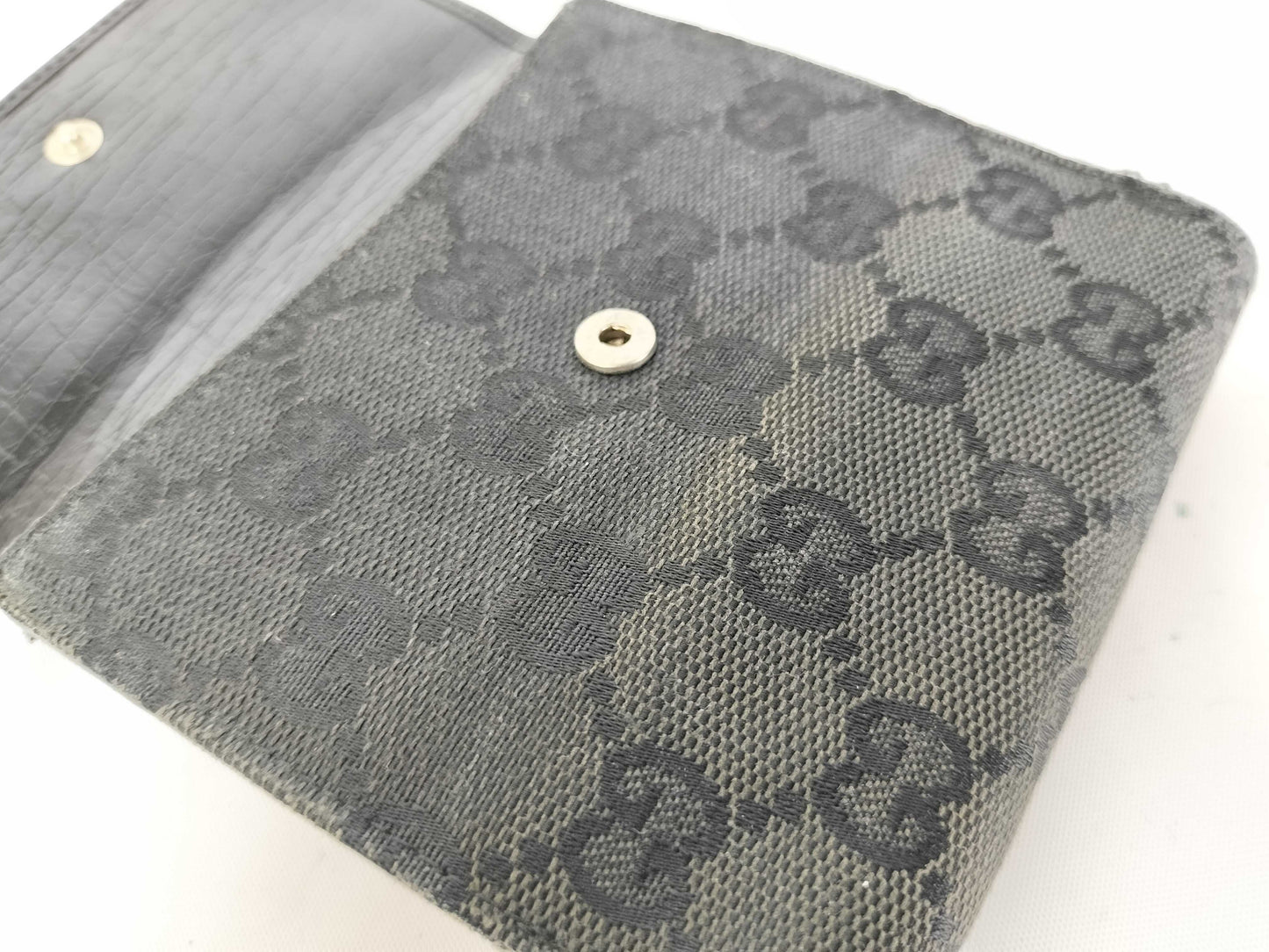 GUCCI GG Canvas Compact Jackie Bifold Wallet
