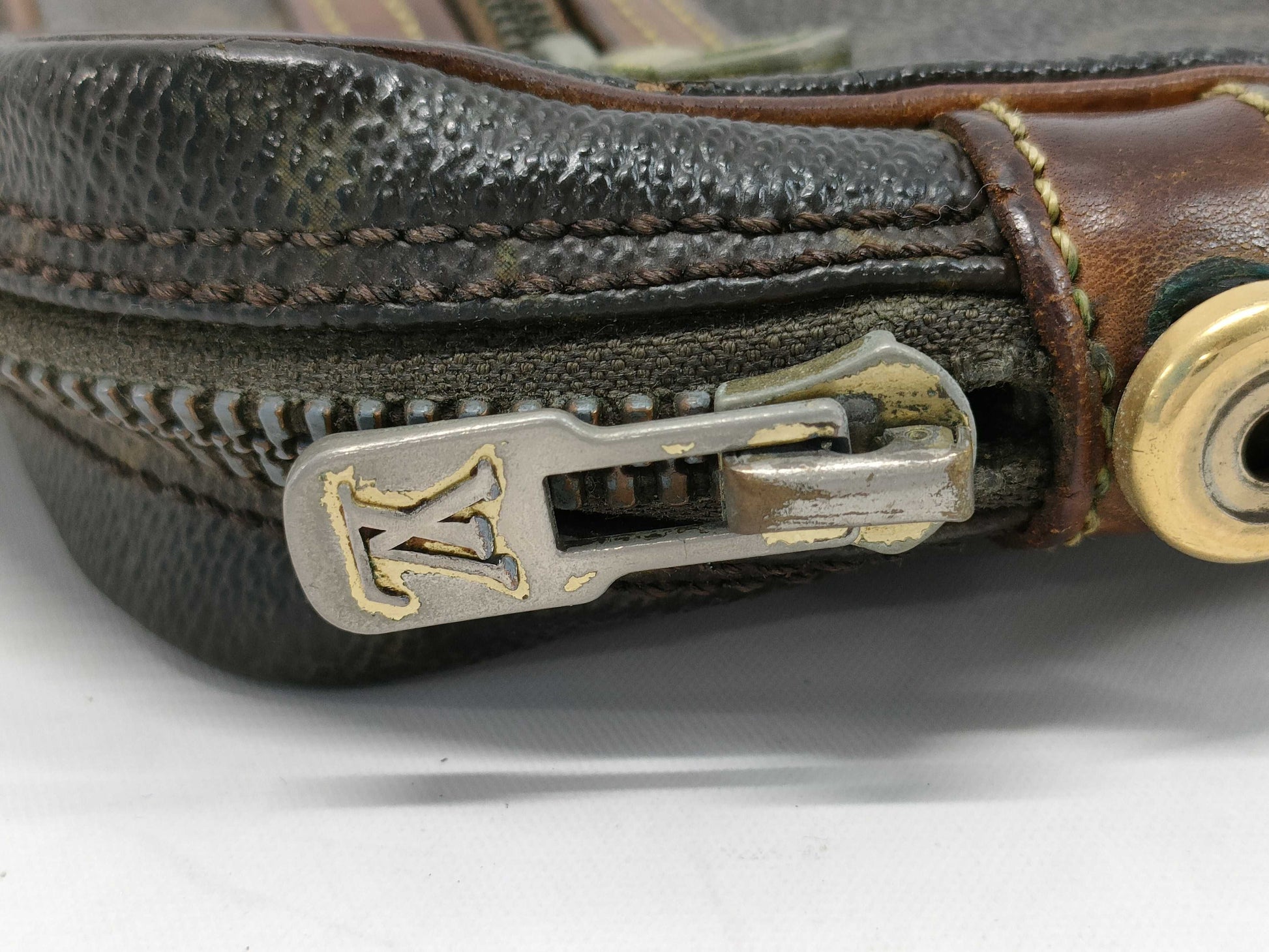 LOUIS VUITTON Monogram Marly Dragonne Clutch Bag M51825 Clutch Bag