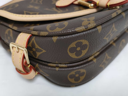 LOUIS VUITTON RFID Verified, Serial Number Unverified, Monogram Saumur BB Shoulder Bag
