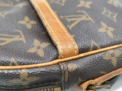 LOUIS VUITTON Danube Shoulder Bag with Internal Deterioration