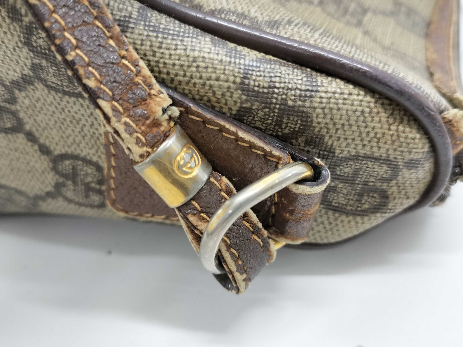 GUCCI Old Shoulder Bag