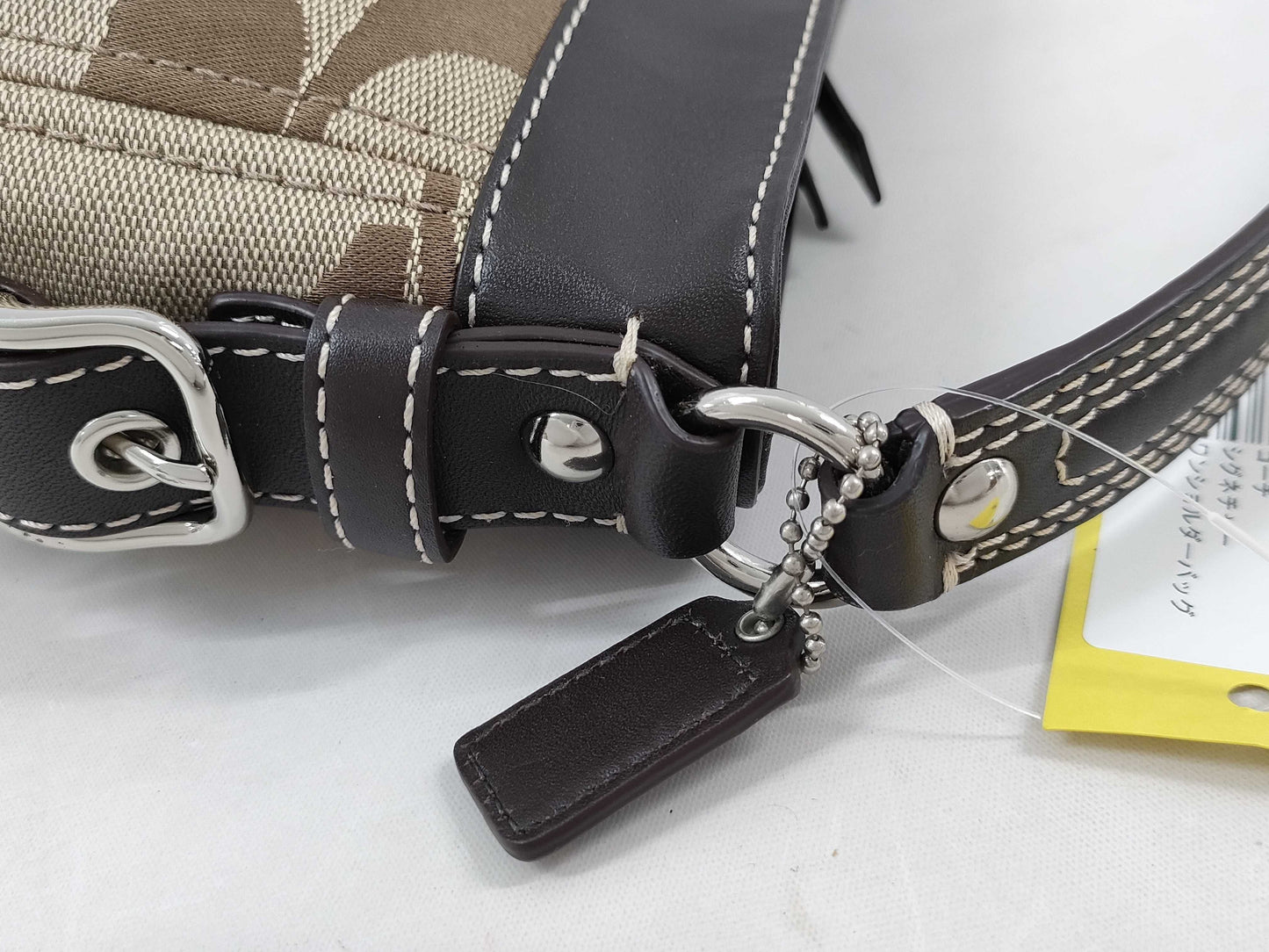 COACH Signature One-Shoulder Bag Shoulder Bag