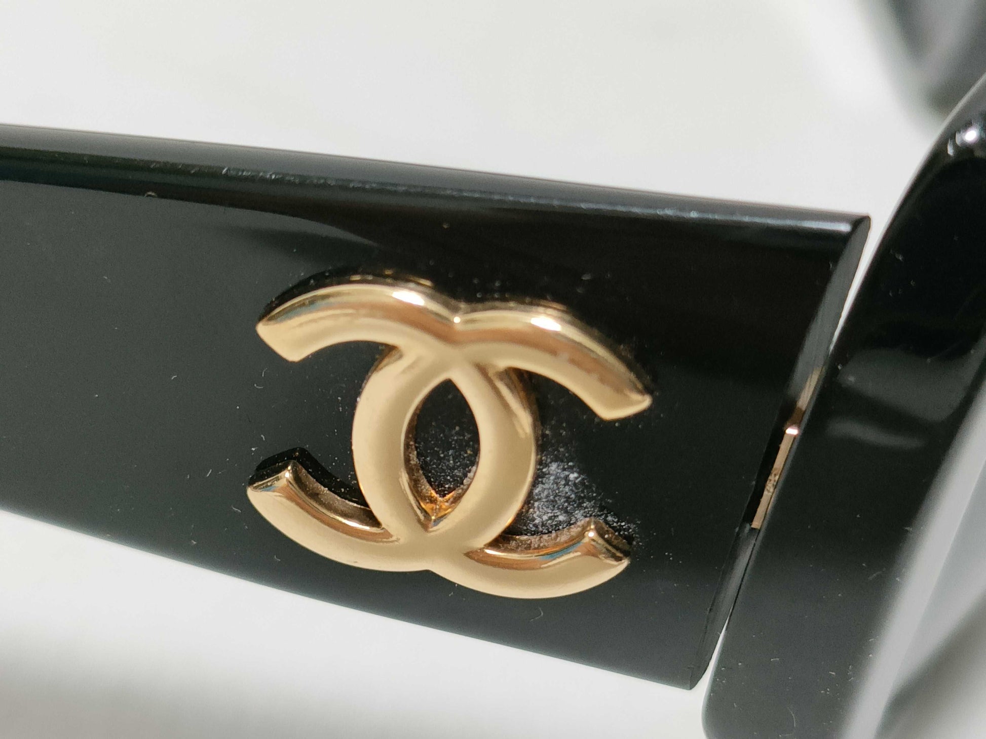  CHANEL Coco Mark Temple Coco Mark 01454 94305 Boxed Sunglasses/Eyeglasses