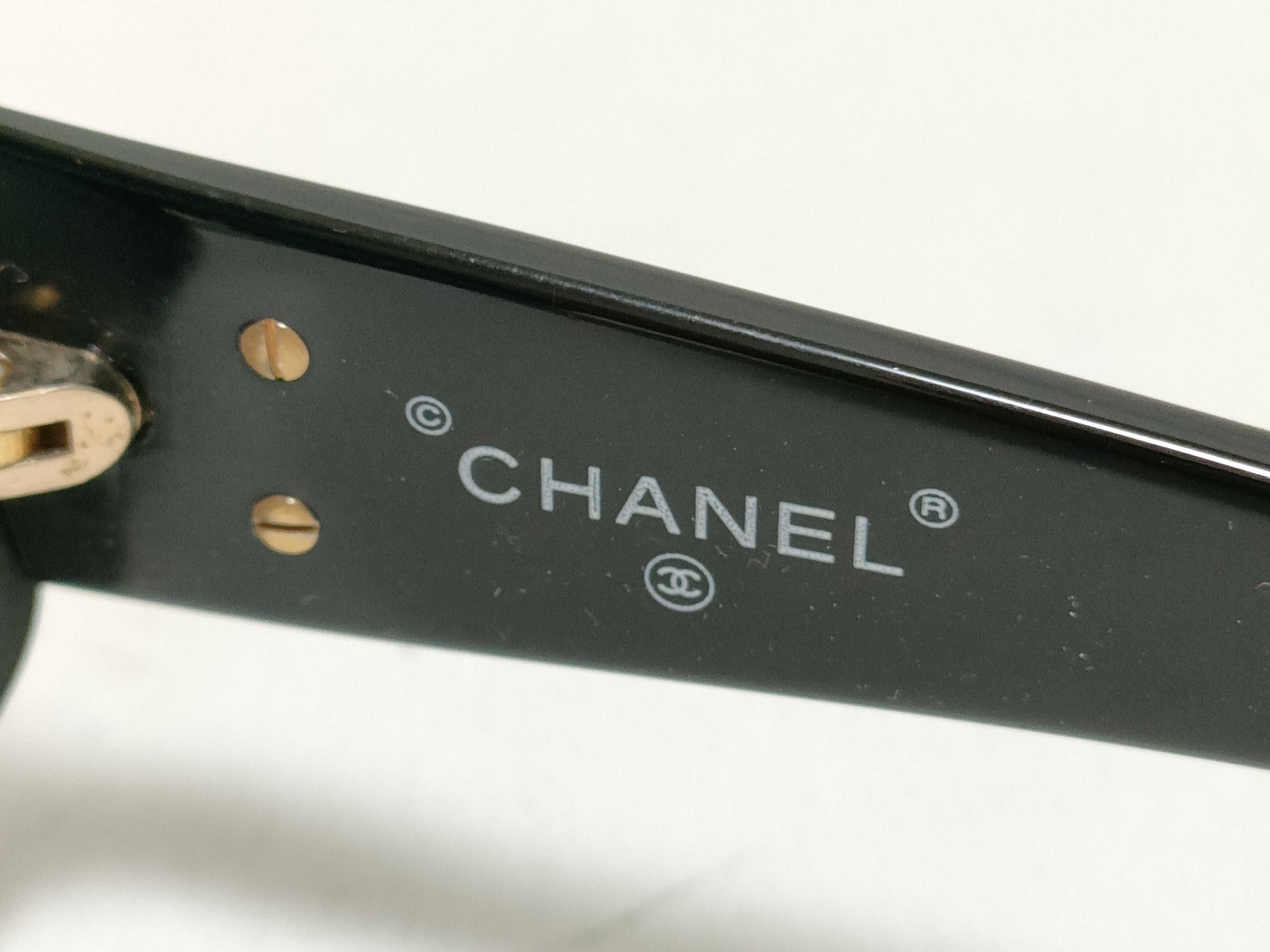  CHANEL Coco Mark Temple Coco Mark 01454 94305 Boxed Sunglasses/Eyeglasses