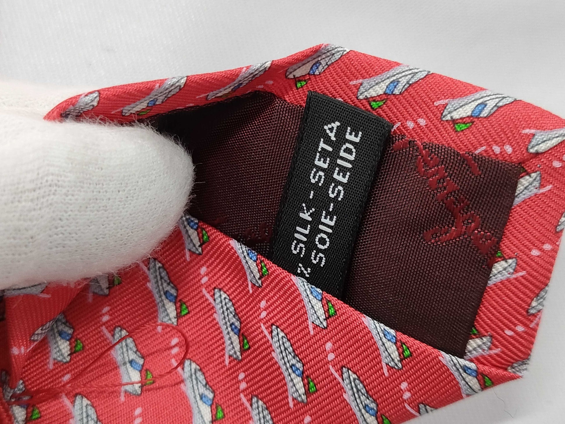 Salvatore Ferragamo design tie
