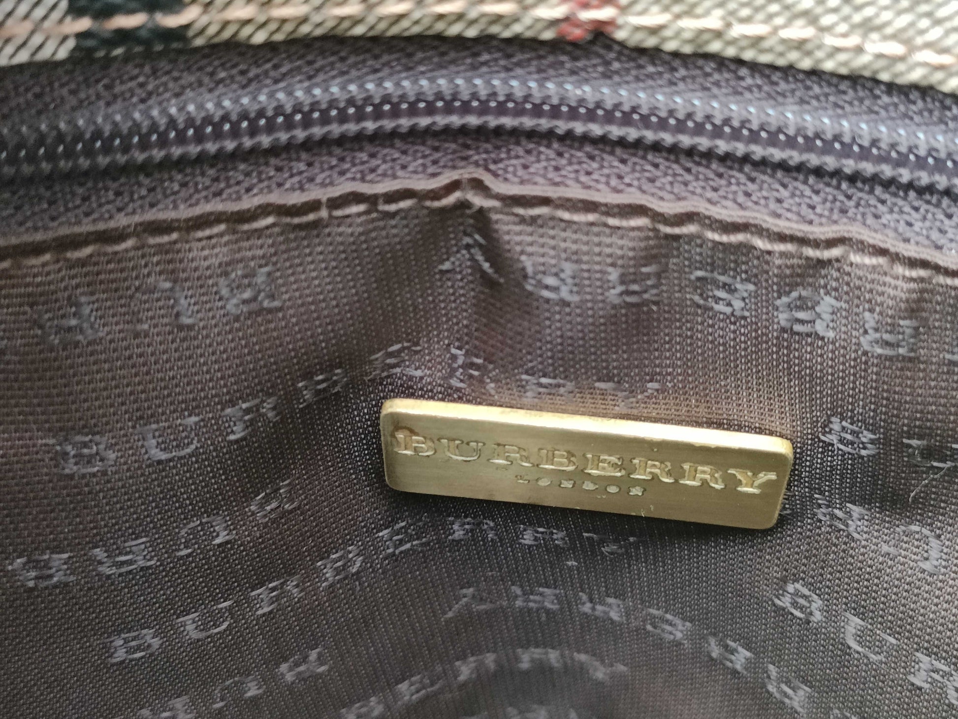 BURBERRY Check Bucket Tote Shoulder Bag