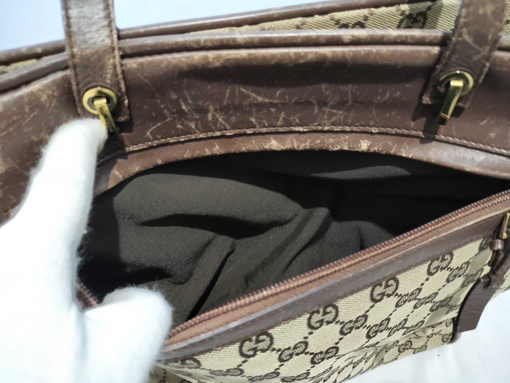 GUCCI GG Canvas Handbag Handbag