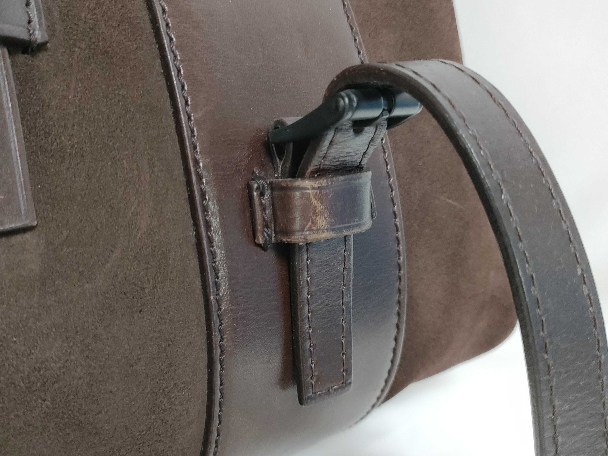 GUCCI 101287 219917 Suede Handbag