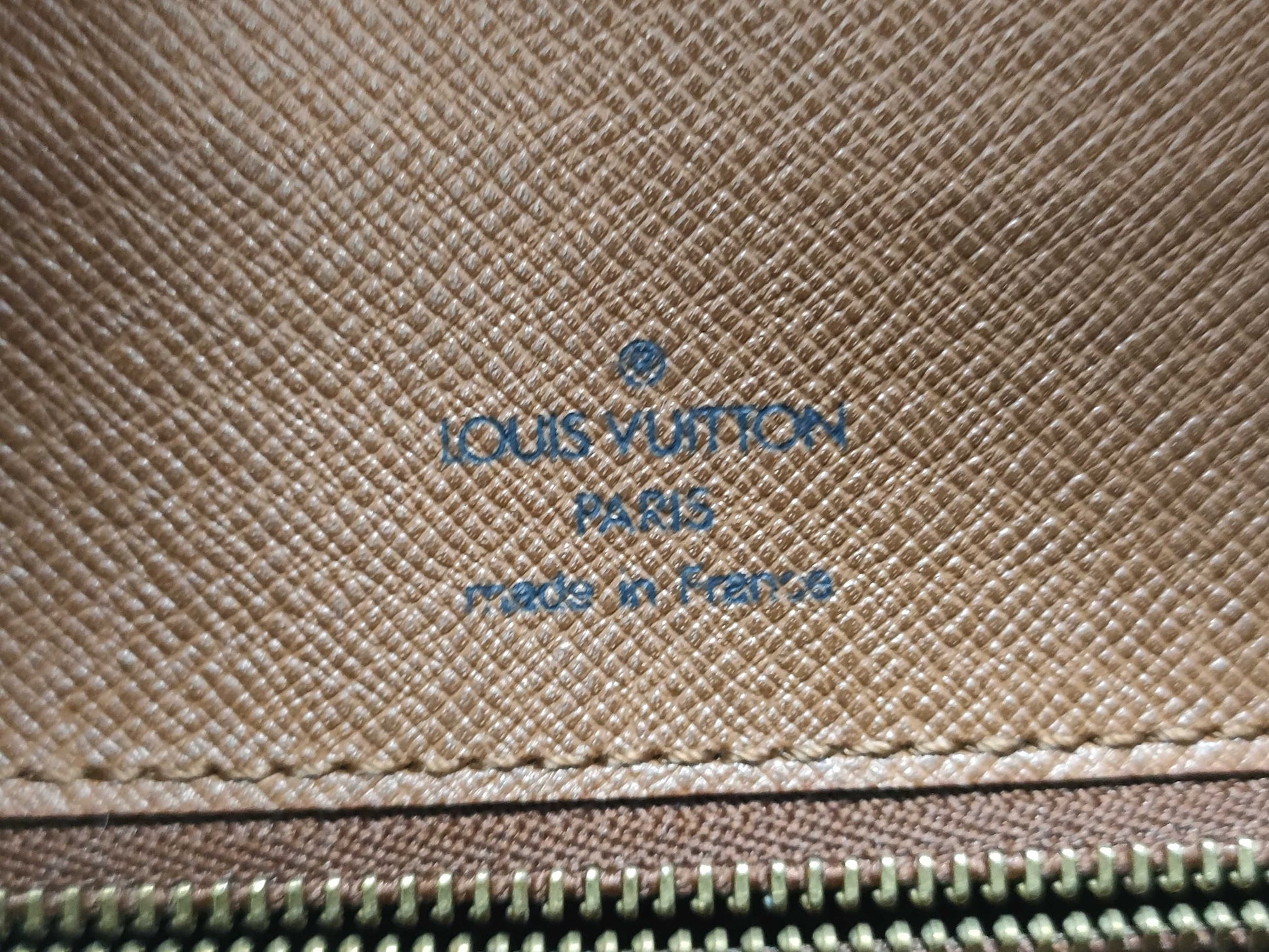 LOUIS VUITTON Monogram M51242 Saint-Cloud Shoulder Bag