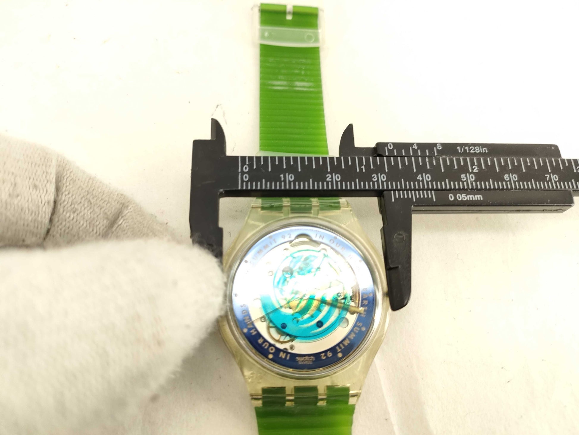 Swatch IN OUR HANDS EARTH SUMMIT Men's Watch