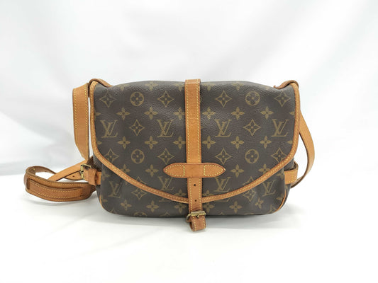 LOUIS VUITTON Monogram M42256 Saumur 30 Shoulder Bag