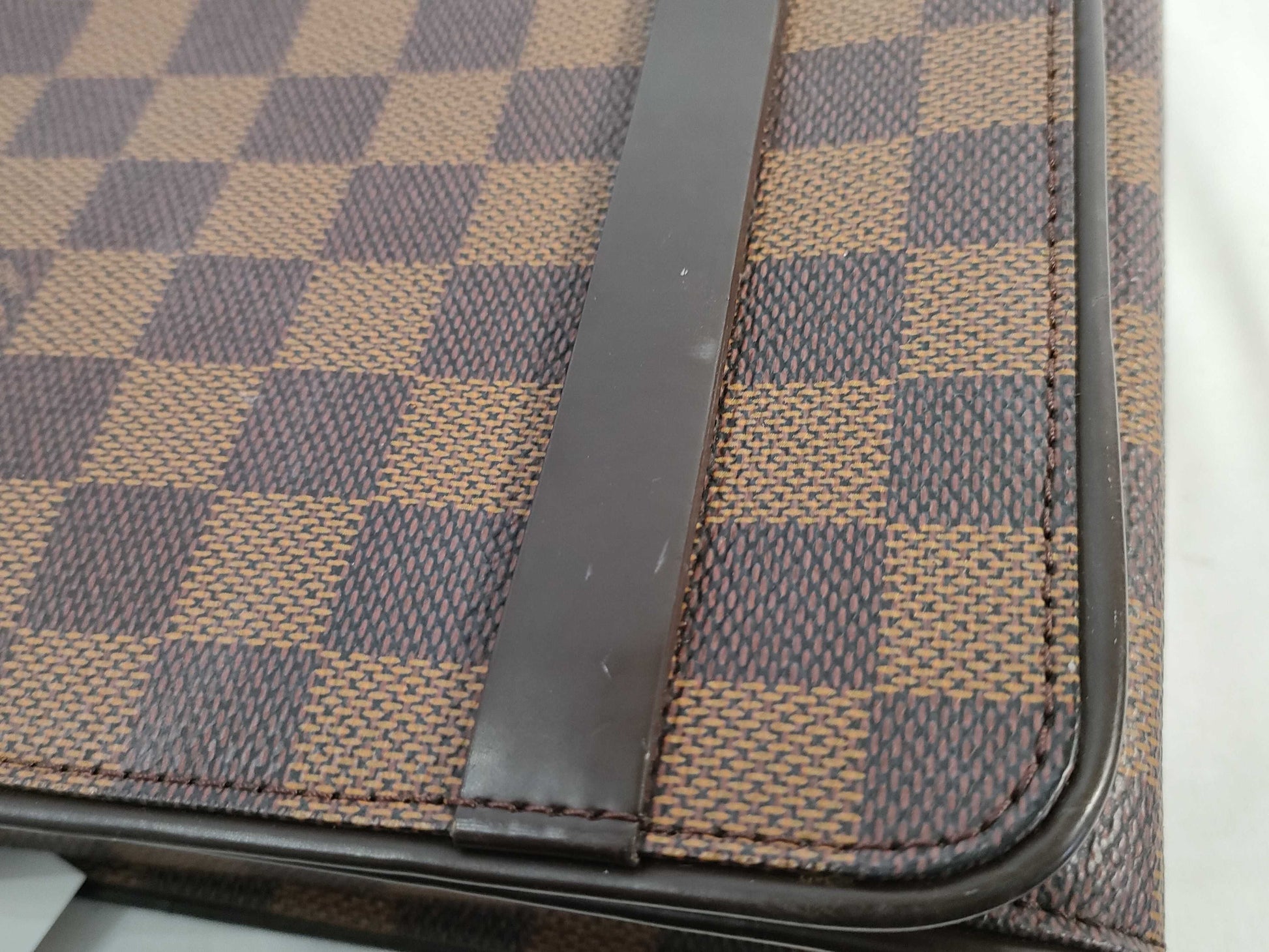 LOUIS VUITTON RFID Unavailable TH0060 Damier Tribecalon Handbag