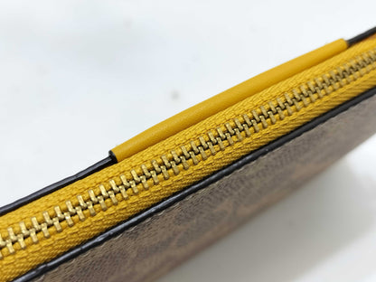 COACH Signature Pouch Pouch