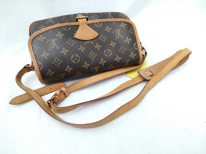 LOUIS VUITTON RFID Unverifiable, Serial Unverifiable, Monogram M42250 Sologne Shoulder Bag