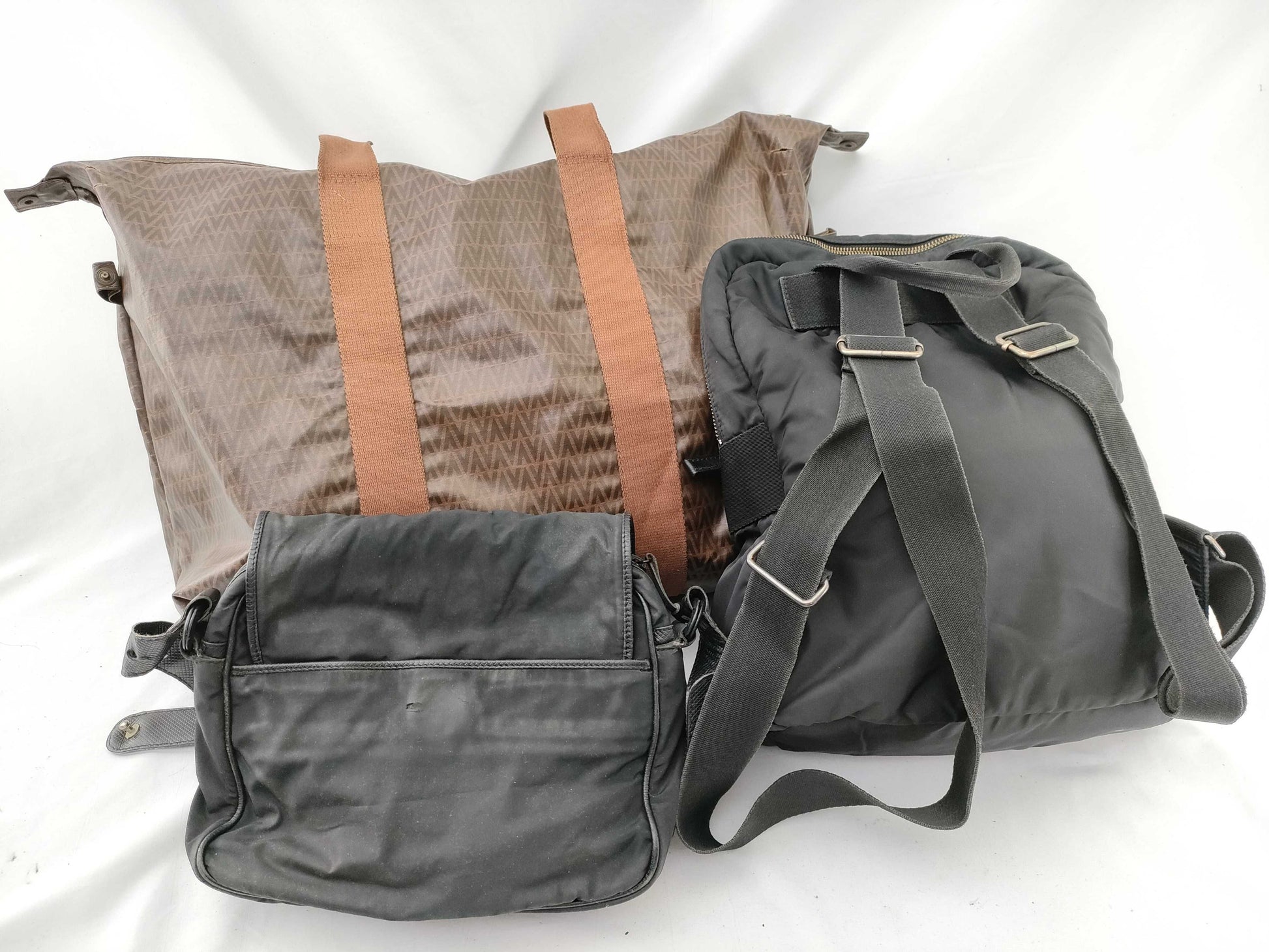BOTTEGA VENETA, Valentino, and other shoulder bags