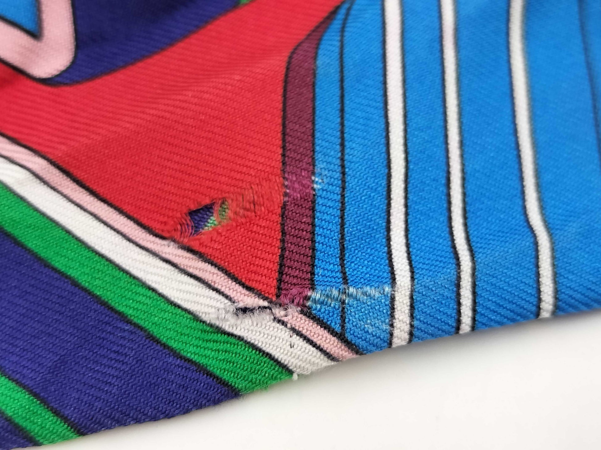 HERMES Twilly Green Scarf