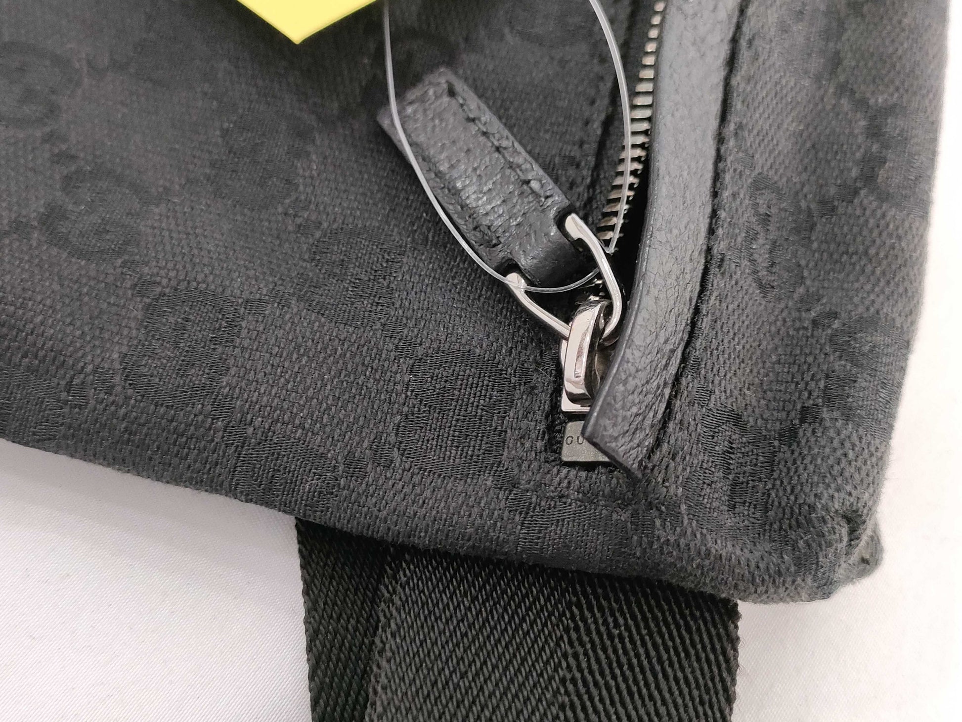 GUCCI GG Canvas Waist Pouch Body Bag 28566 Shoulder Bag