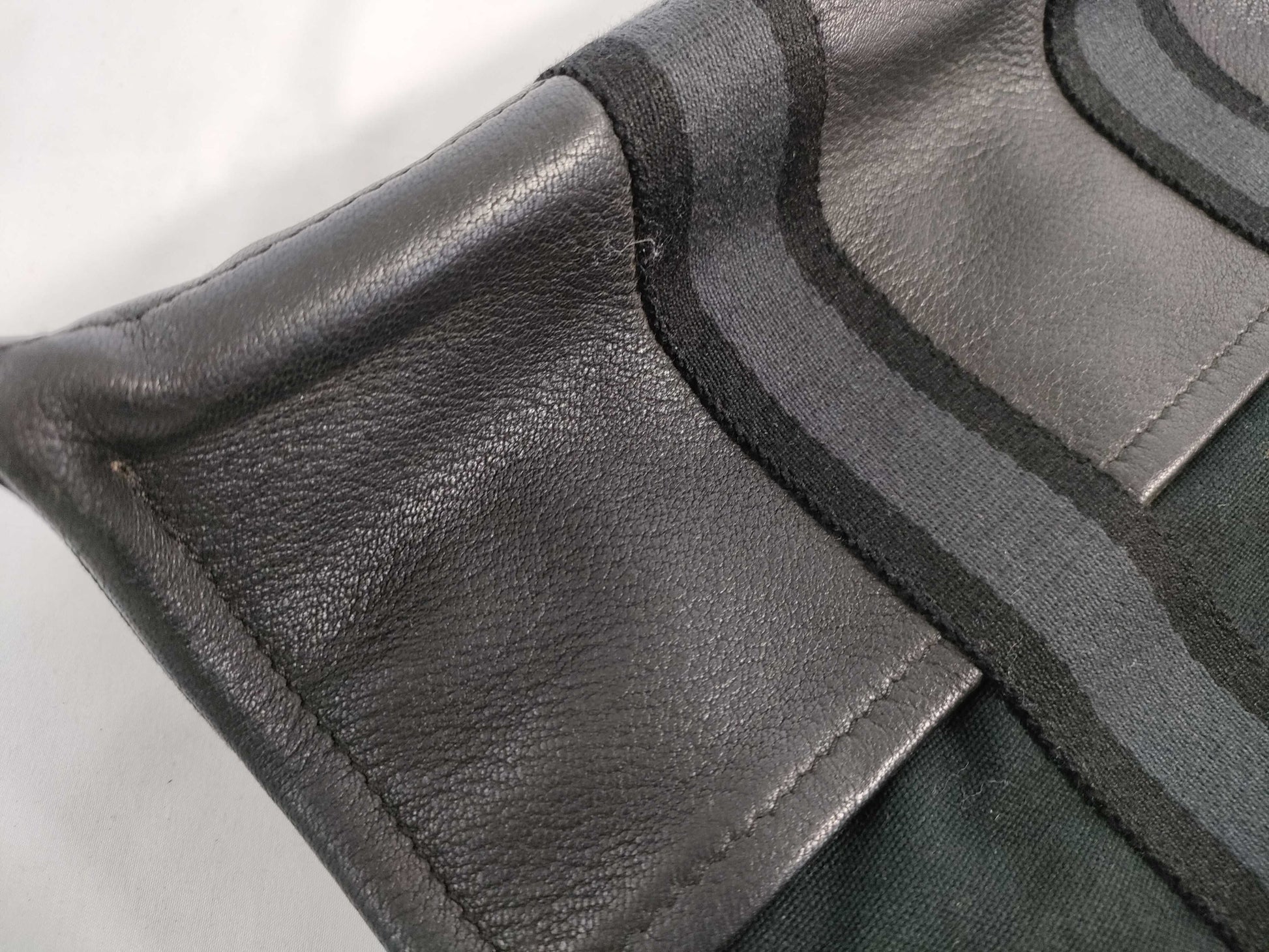 HERMES Foulet Handbag