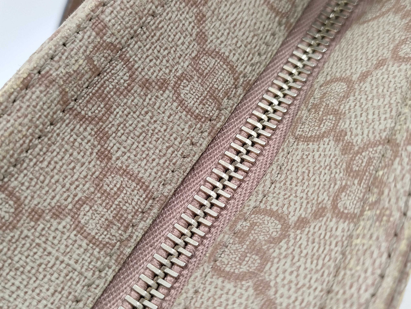 GUCCI GG Supreme 295257 498879 Shoulder Bag