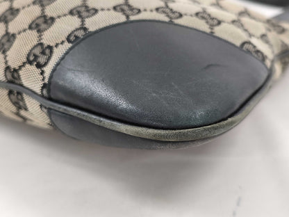 GUCCI GG Canvas 001.4075 204990 Shoulder Bag