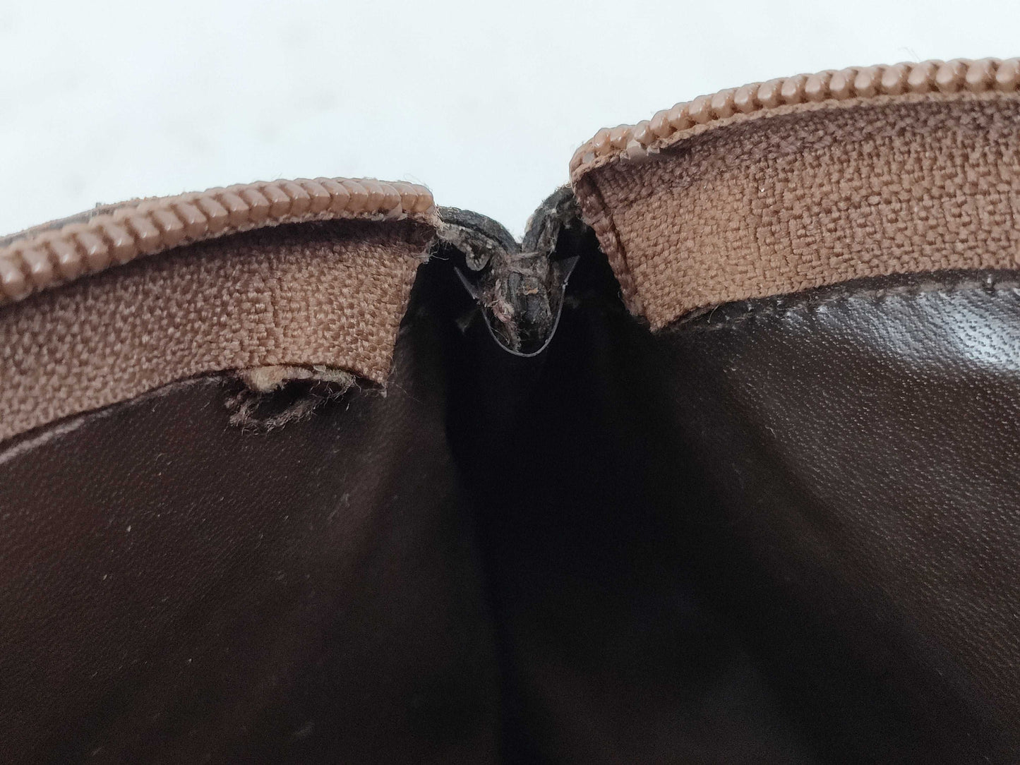 Burberrys Check Pouch
