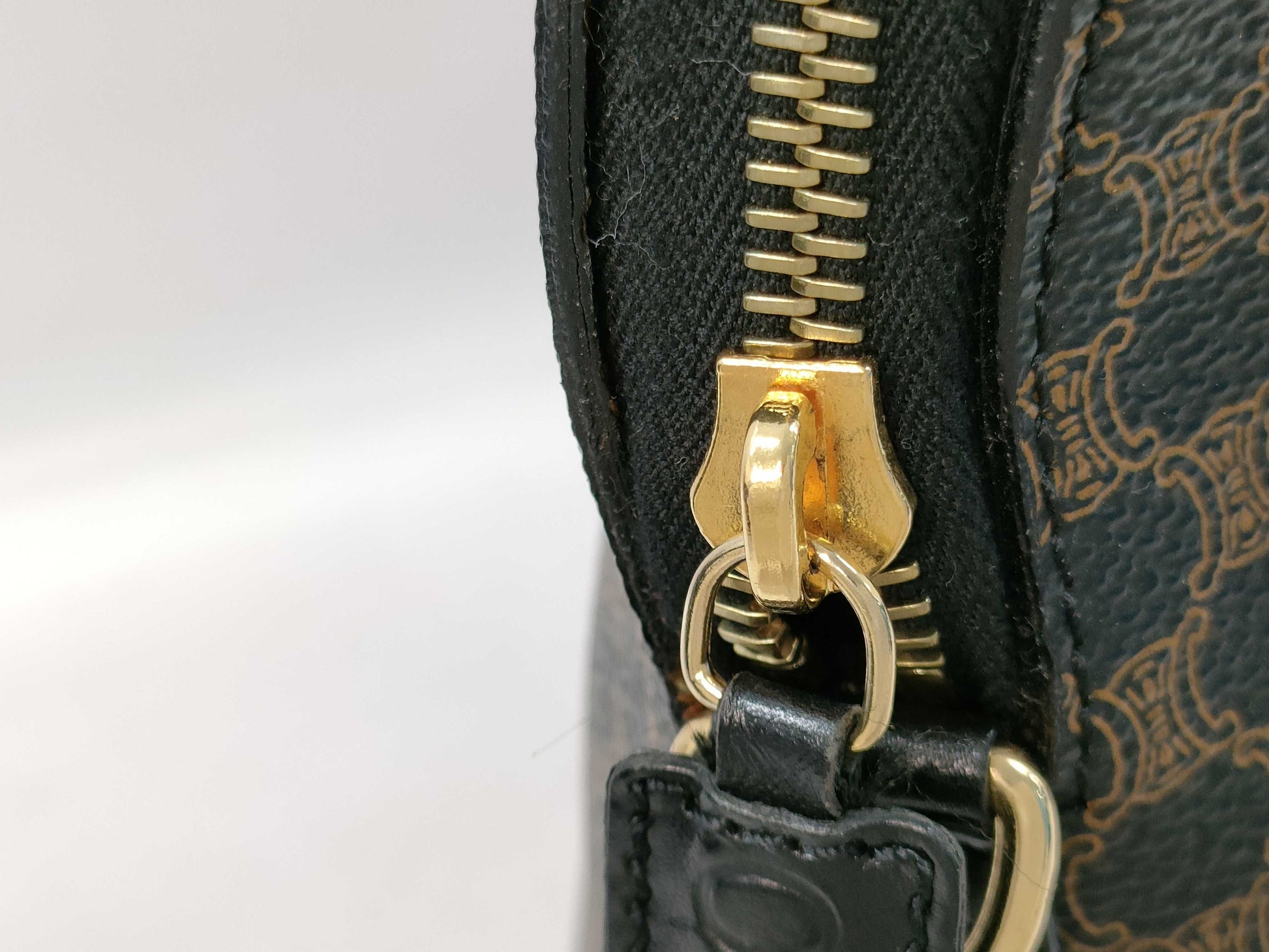 CELINE Handbag