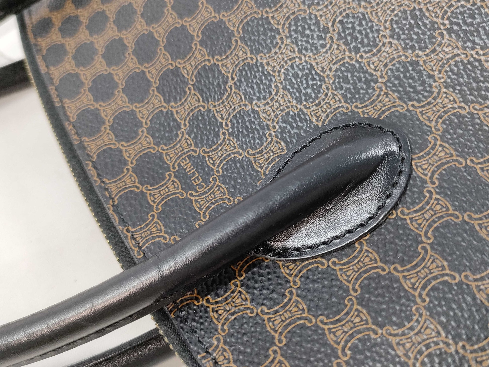 CELINE Handbag