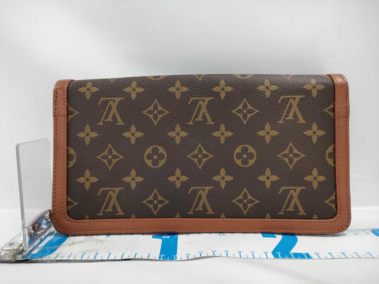 LOUIS VUITTON Monogram Pochette Dame Clutch Bag