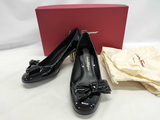 Salvatore Ferragamo Ribbon Enamel Pumps