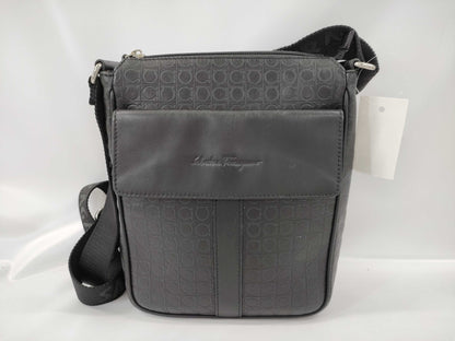 Salvatore Ferragamo Gancini Leather Shoulder Bag
