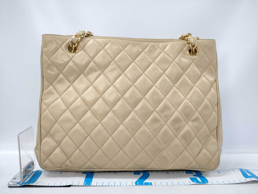 CHANEL Lambskin Matelasse Chain Tote Shoulder Bag