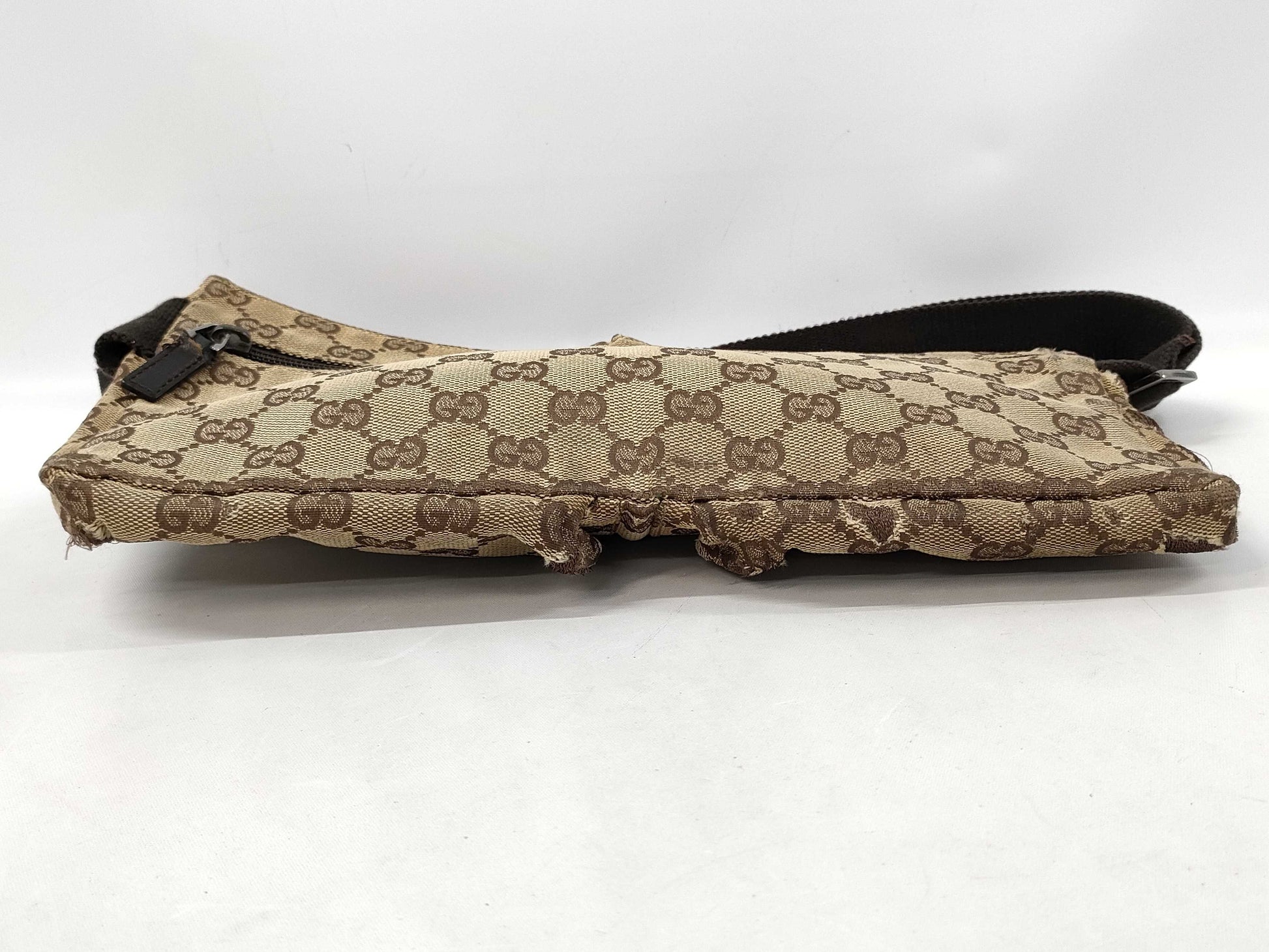 GUCCI GG canvas body bag/shoulder bag