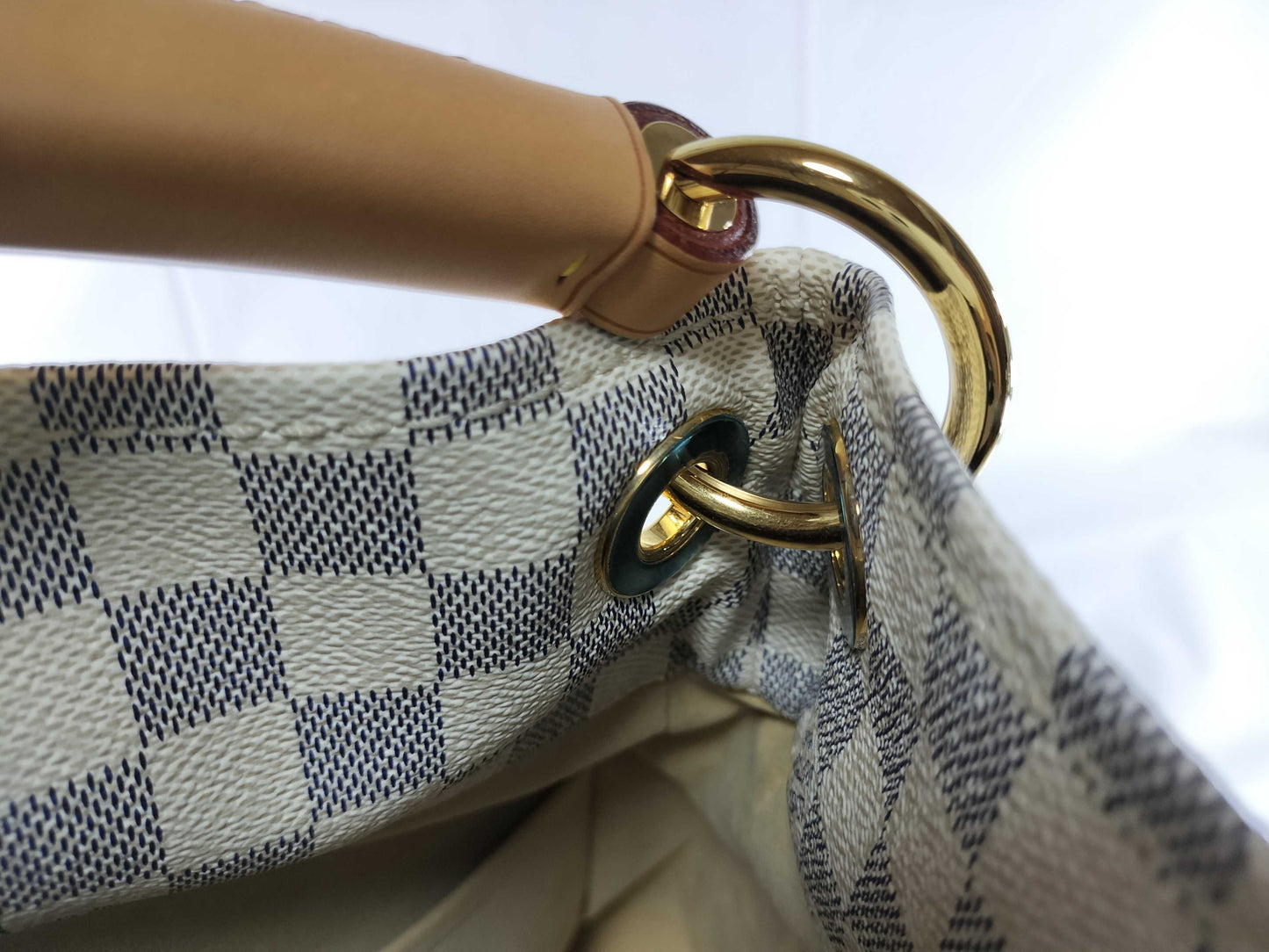 LOUIS VUITTON Damier Azur Artsy GM Shoulder Bag 
