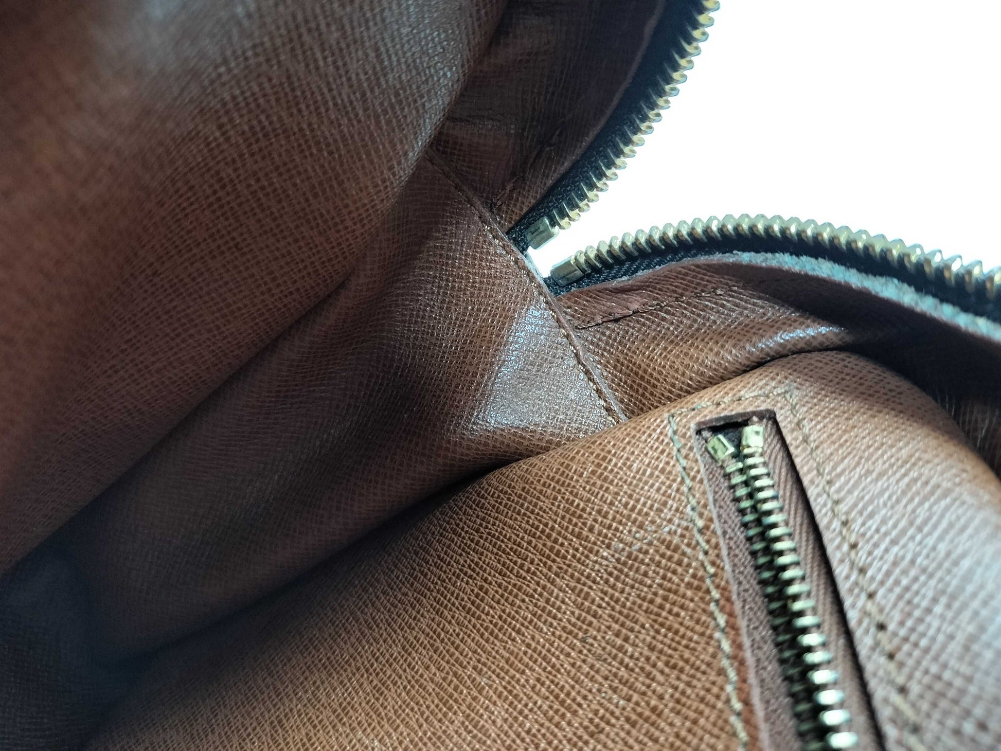 LOUIS VUITTON No. 1900 Monogram M51274 Trocadero Shoulder Bag